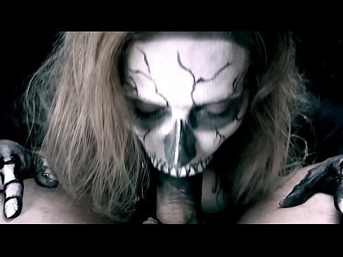 ❤️ Demoniska meitene sūc locekli ar savu melno muti un norij spermu. ❌ Krievu porno pie mums ❌❤